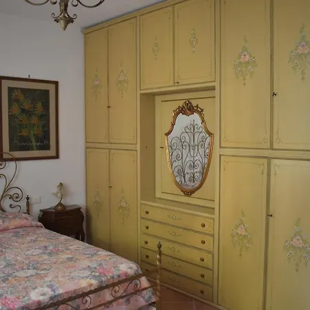 Casa Vacanze La Norma Casa de Férias *