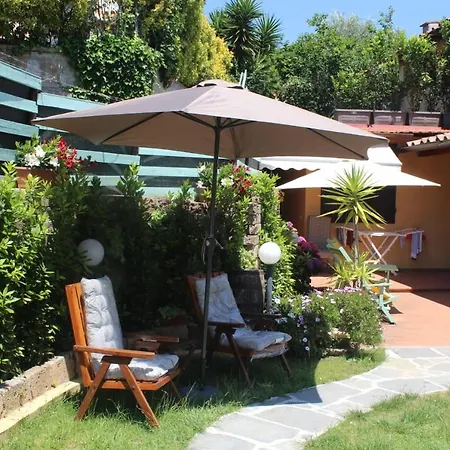 Casa Vacanze La Norma * Massarosa